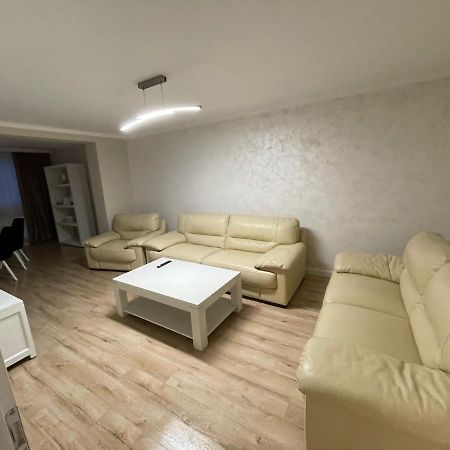 Apartament 1 Lalelelor Nasaud ภายนอก รูปภาพ